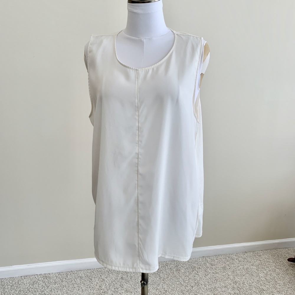 Calvin Klein Jeans Ivory Sleeveless Top, Size XL